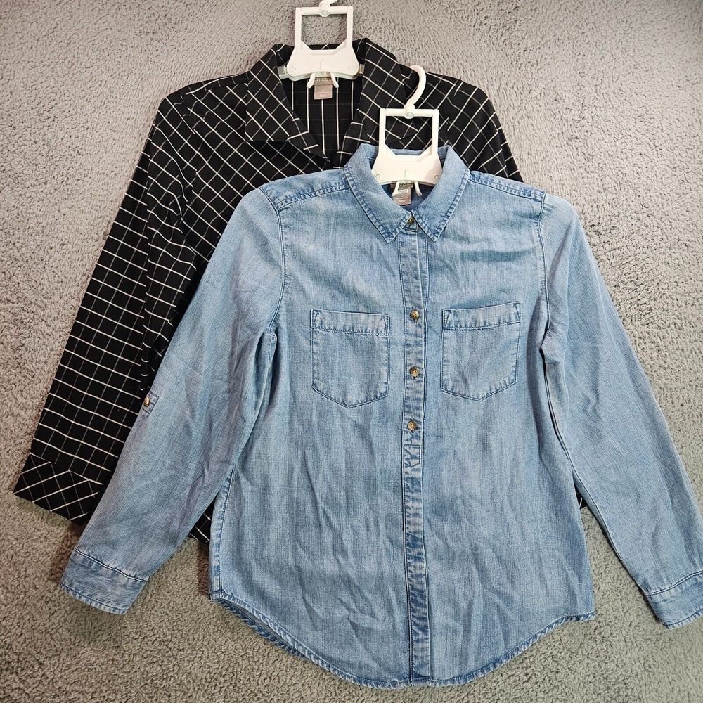 Lot of 2- Sz 0 Chico's Shirt Top Women Button Up Long Sleeve Blue Denim & Black